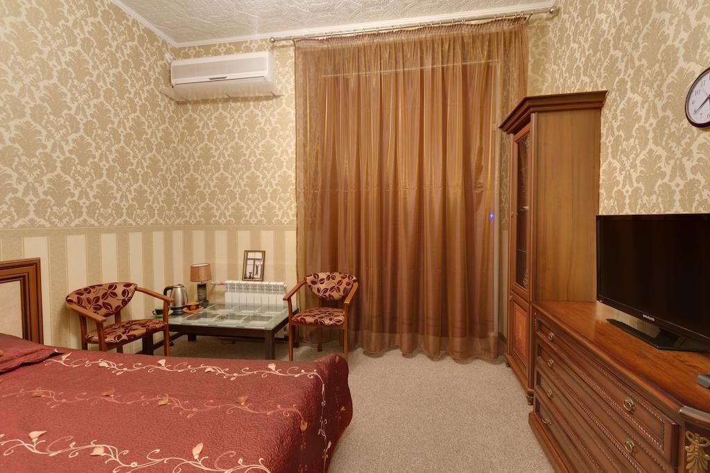 Pokrovsky Kiev Quarto foto