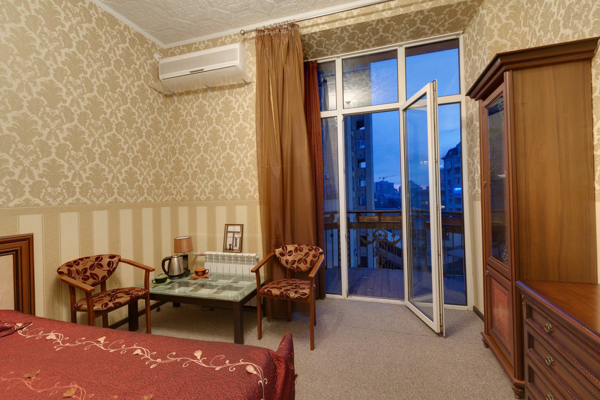 Pokrovsky Kiev Exterior foto